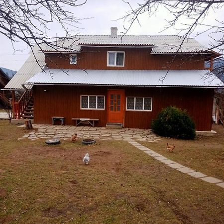 Holiday Home Tihiy Dvor Mykulychyn Exterior foto