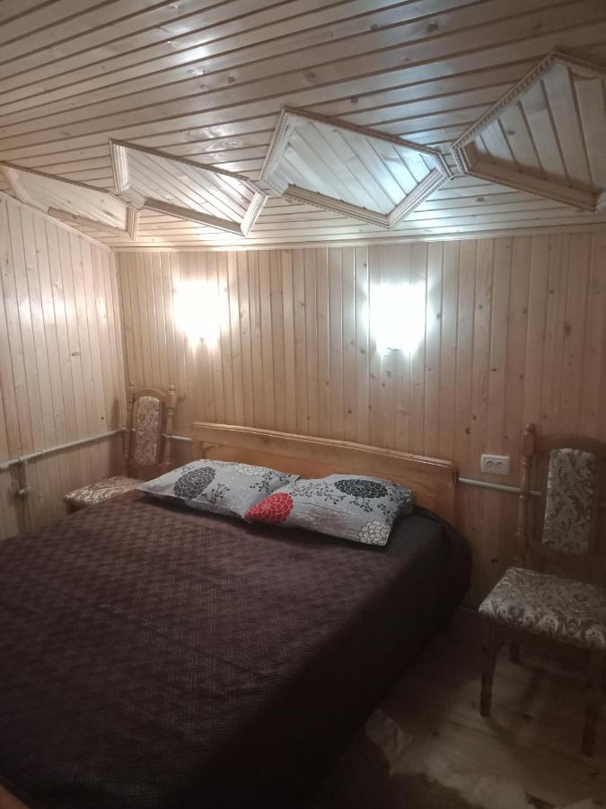 Holiday Home Tihiy Dvor Mykulychyn Exterior foto