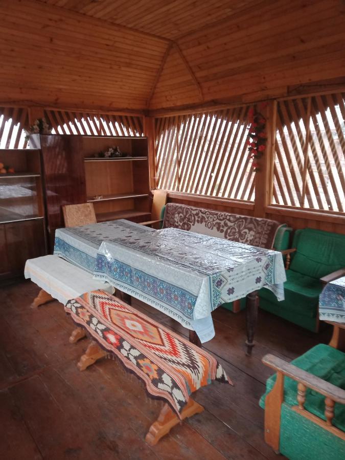 Holiday Home Tihiy Dvor Mykulychyn Exterior foto