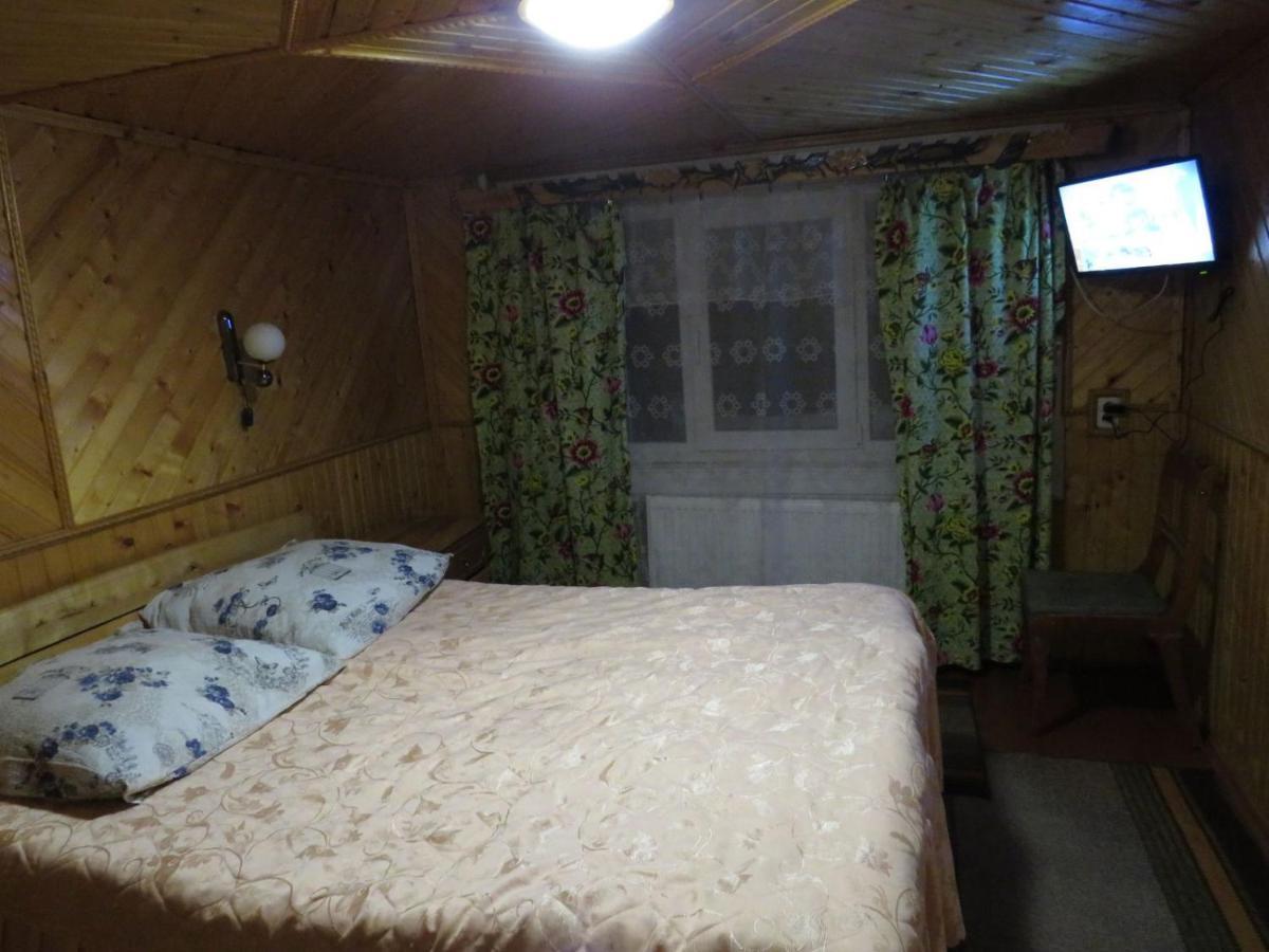 Holiday Home Tihiy Dvor Mykulychyn Exterior foto