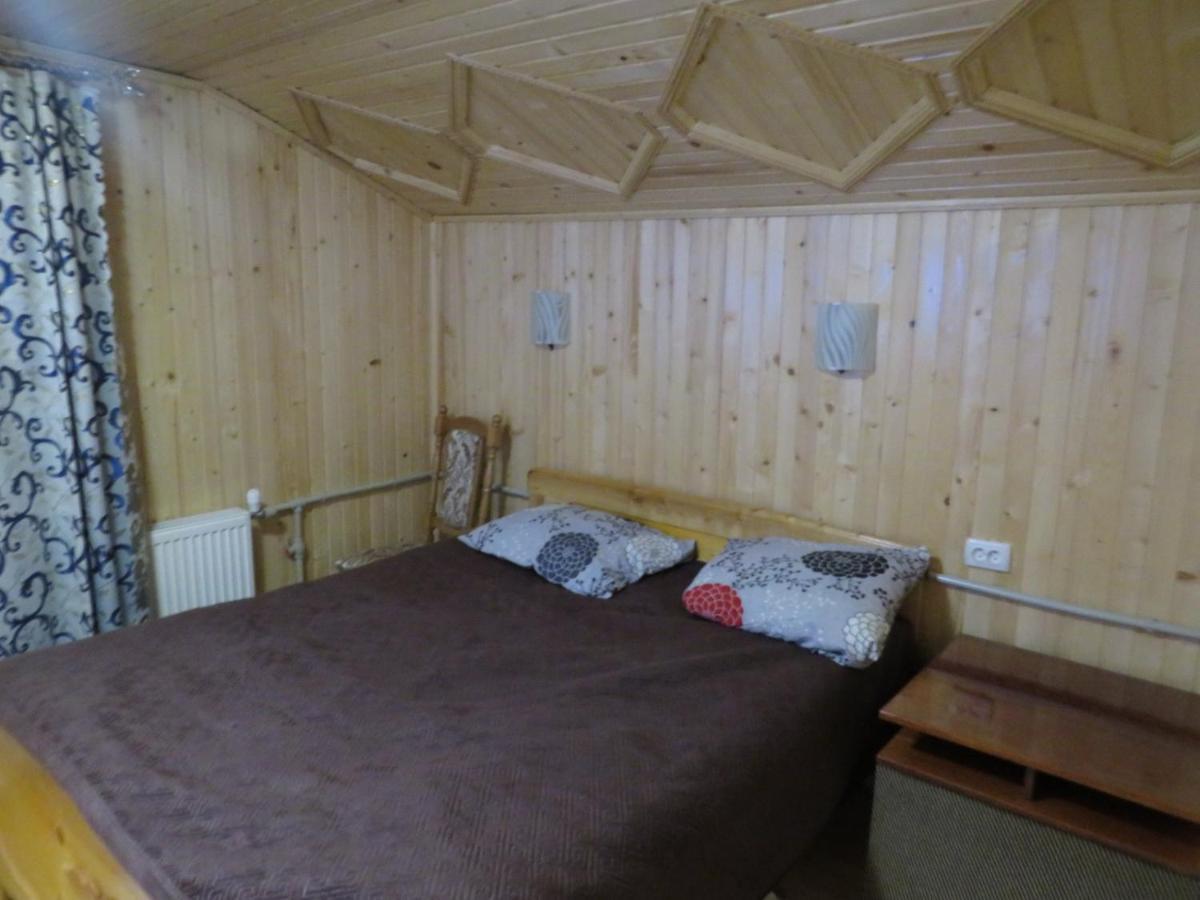 Holiday Home Tihiy Dvor Mykulychyn Exterior foto