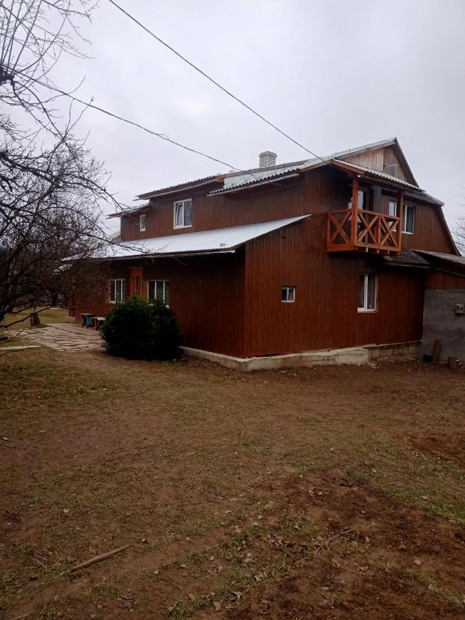 Holiday Home Tihiy Dvor Mykulychyn Exterior foto