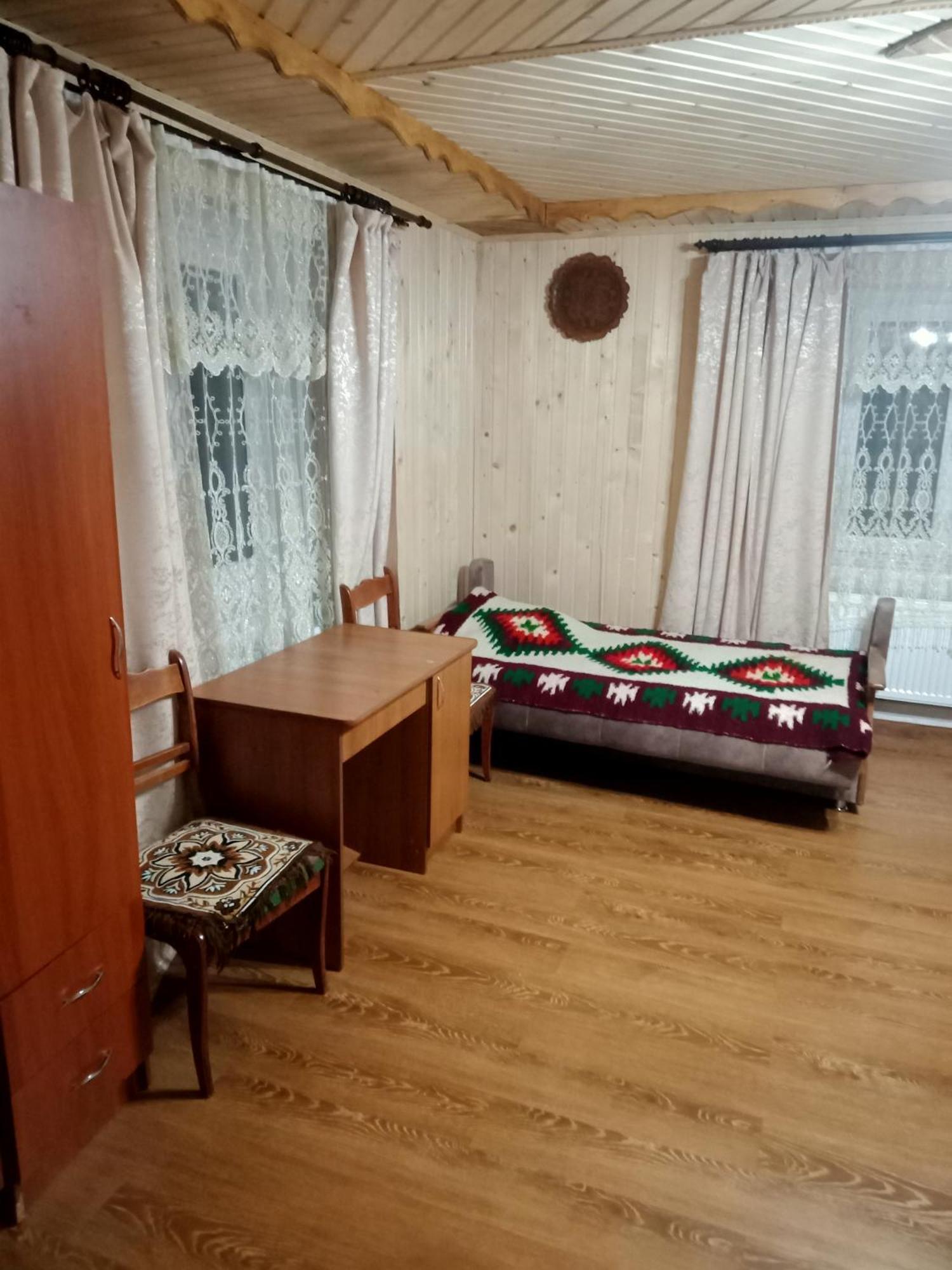 Holiday Home Tihiy Dvor Mykulychyn Exterior foto
